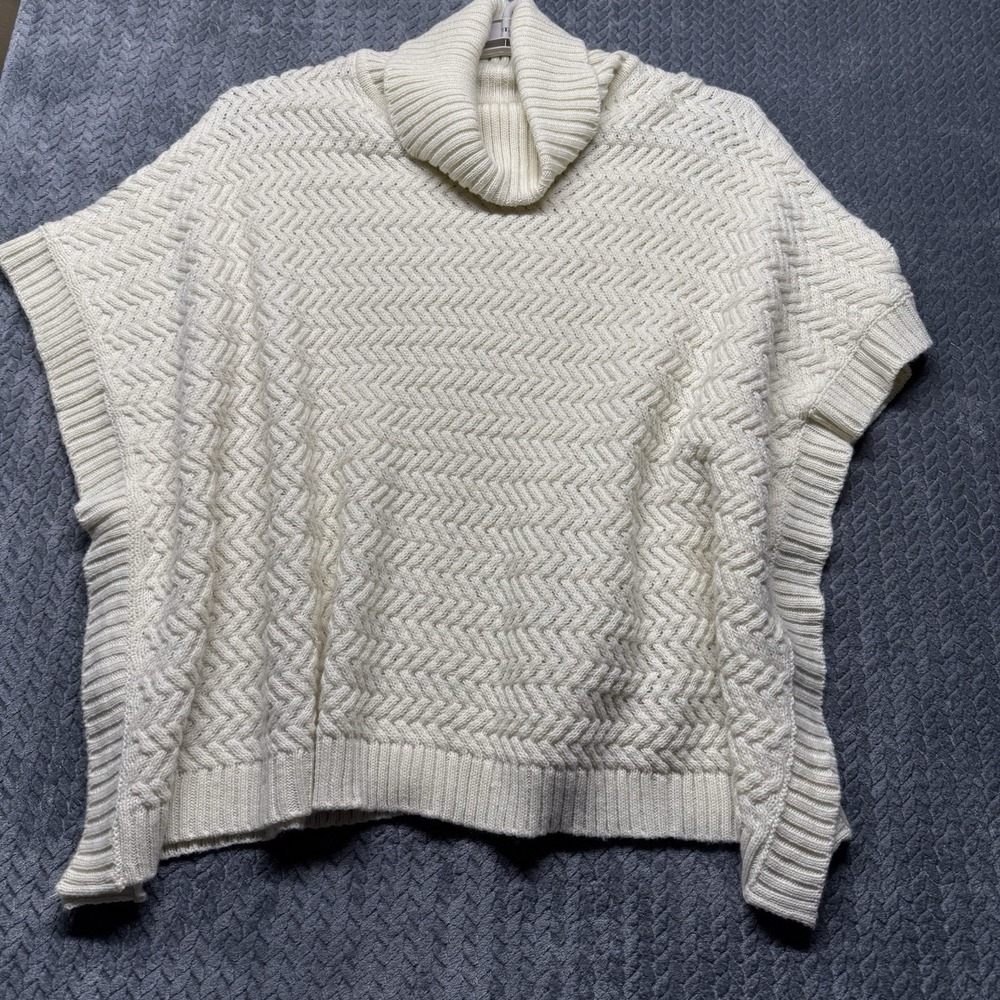 Lole Women's Cream Knit Poncho Sweater One Size Cowl Neck Chevron Pattern Cozy - Picture 3 of 13